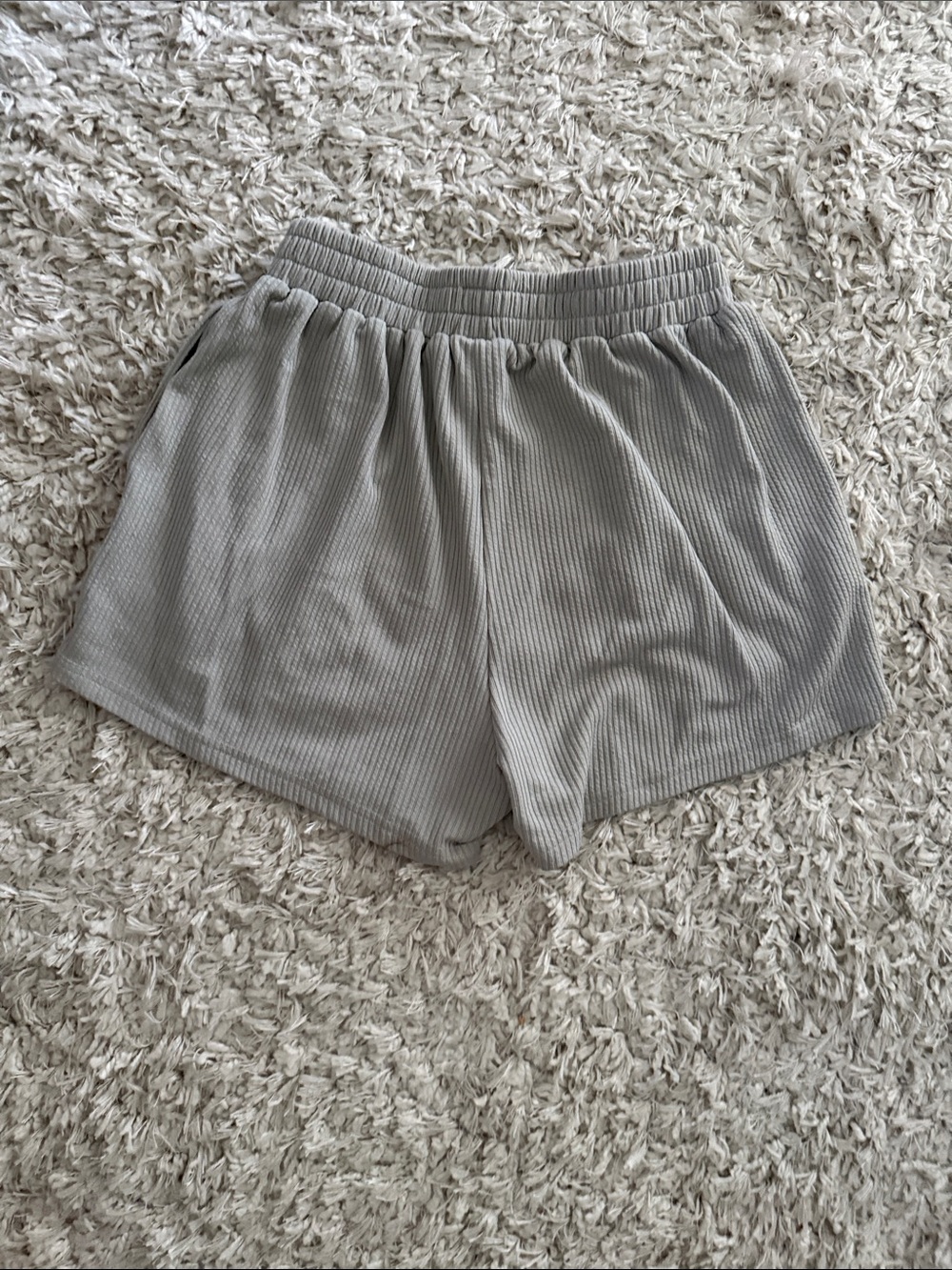 Women's Ribbed Elastic-Waist Shorts in Light Gray